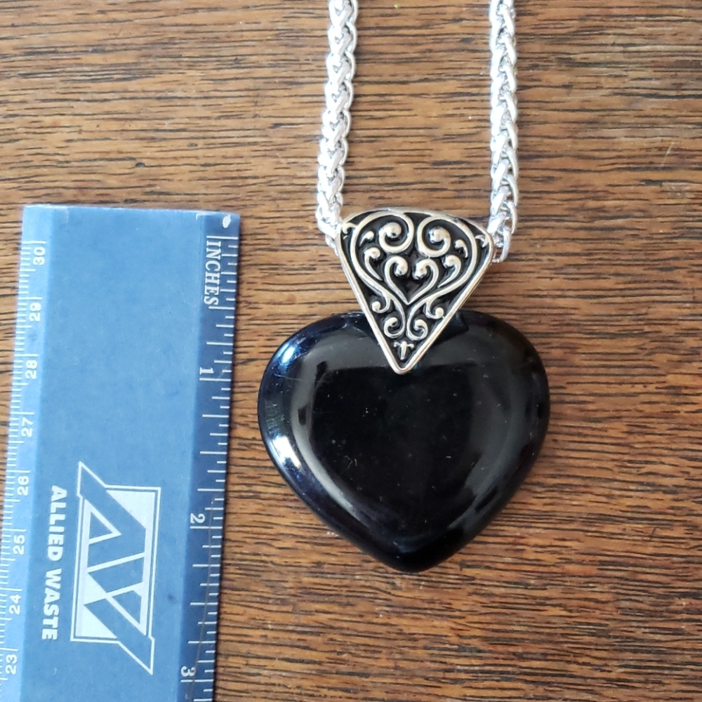 Stone black heart 🖤 necklace